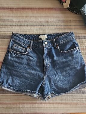 H&M Dark Blue High-Rise Denim Shorts